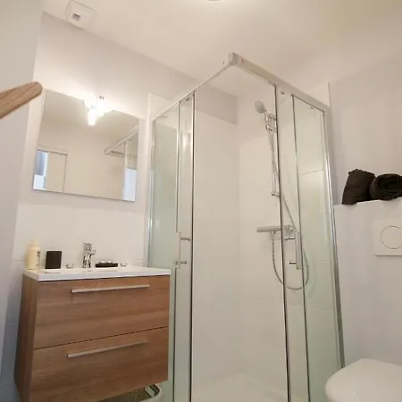 Le Studio De By Locationlacannecy شقة Bluffy